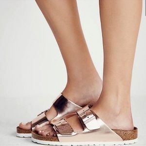 Birkenstock Rose Gold Arizona Sandals size 42 Used Condition.